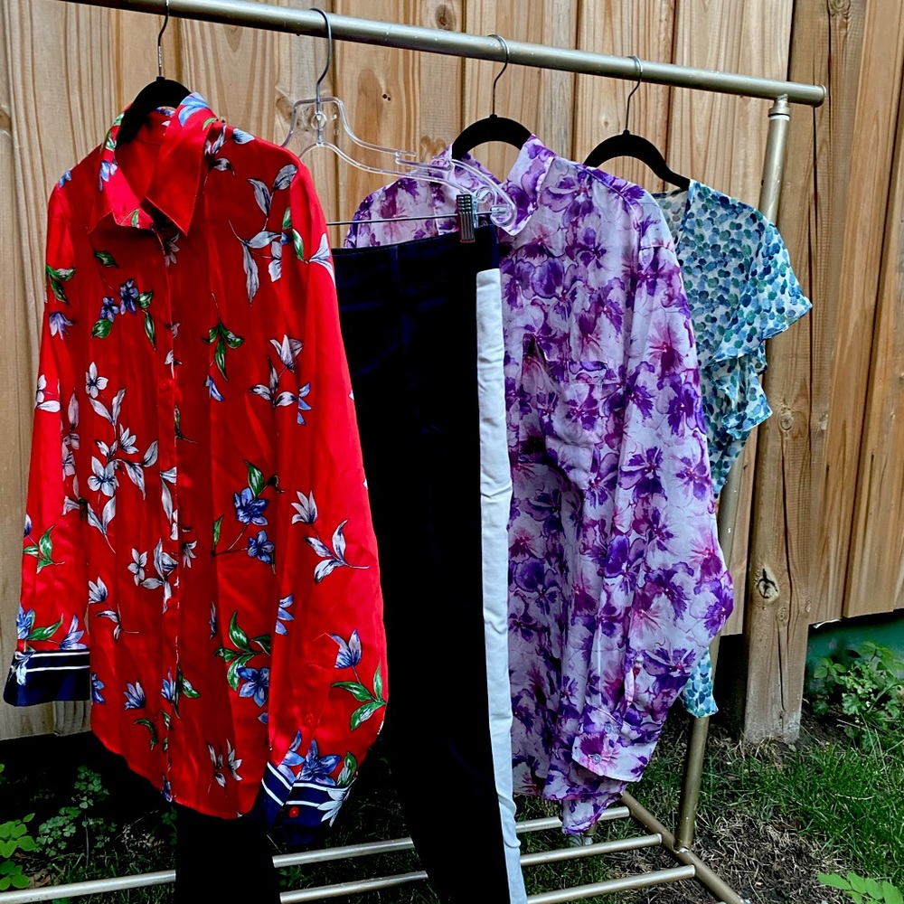 Beautiful Ralph Lauren Blouse 🌺 - Picture 3 of 5